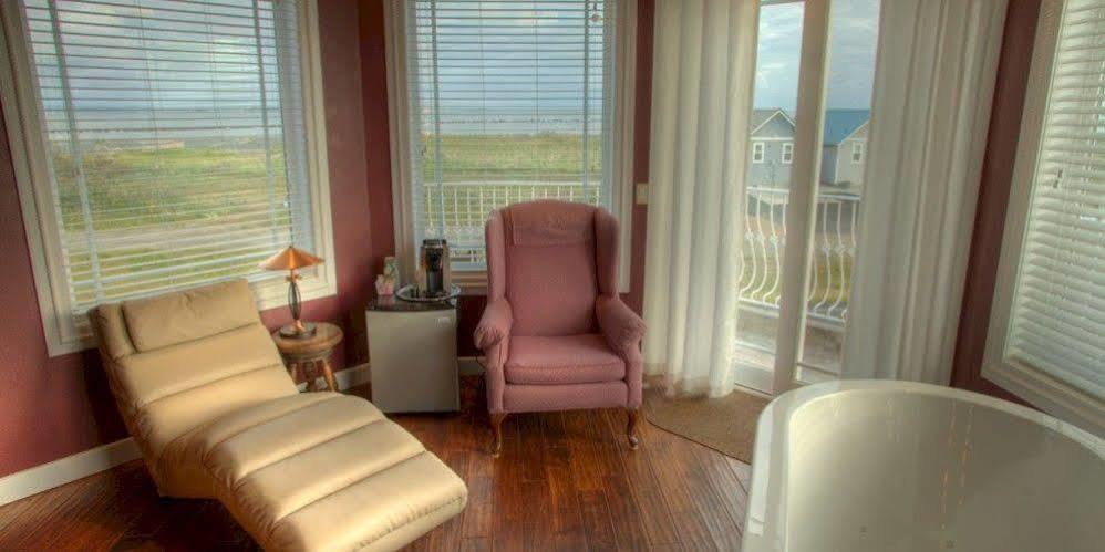 Collins Inn & Seaside Cottages (Adults Only) Ocean Shores Bagian luar foto